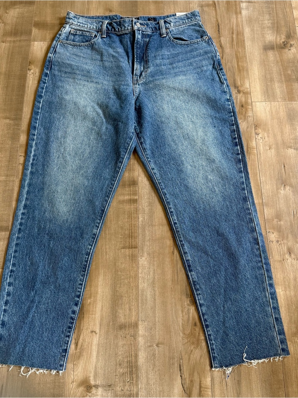 NEW Lucky Brand High Rise Mom Jean Ankle 12/31 Drew Raw Hem Mid Wash Denim Pant